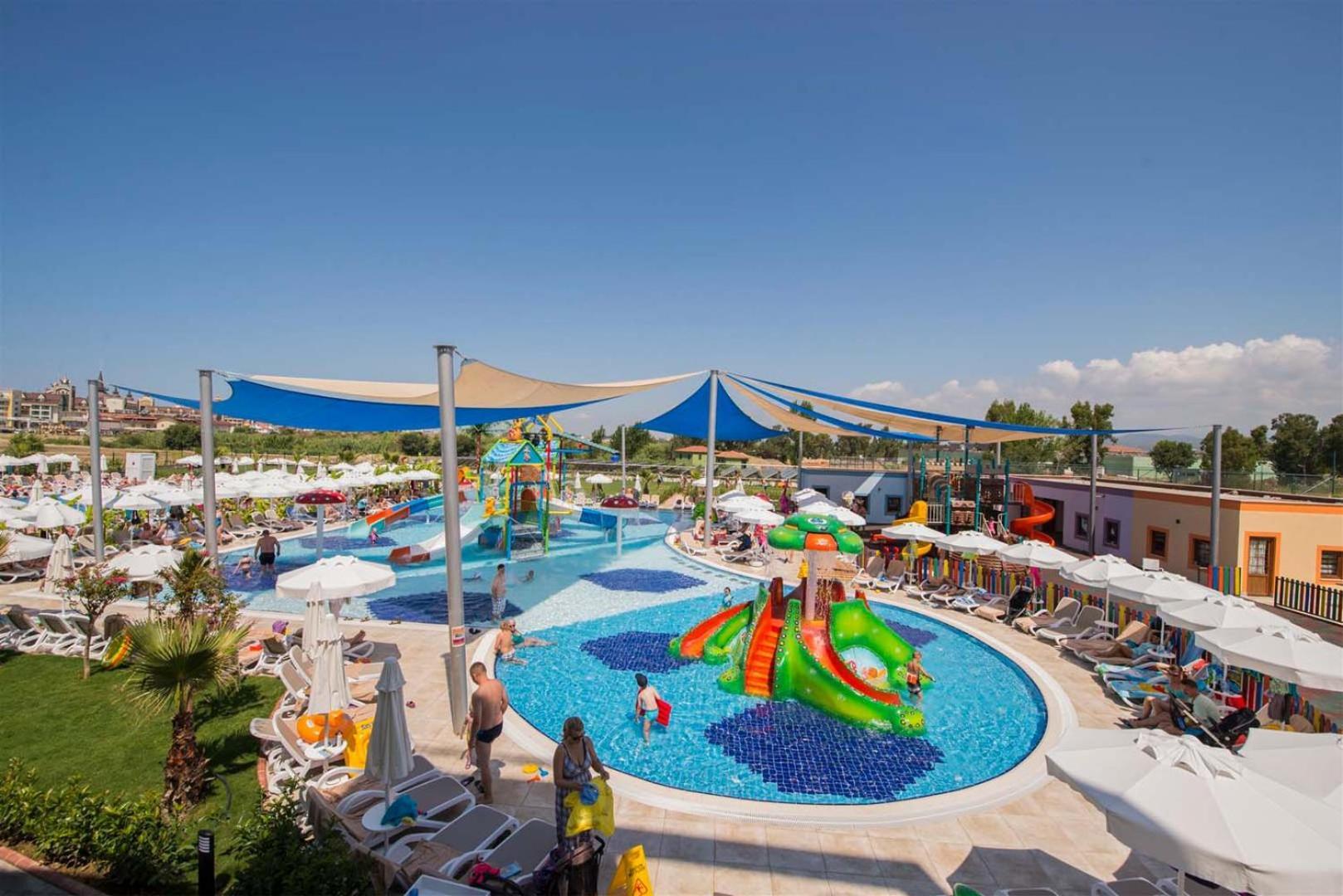 Hotel Dream World Aqua Side Exterior foto